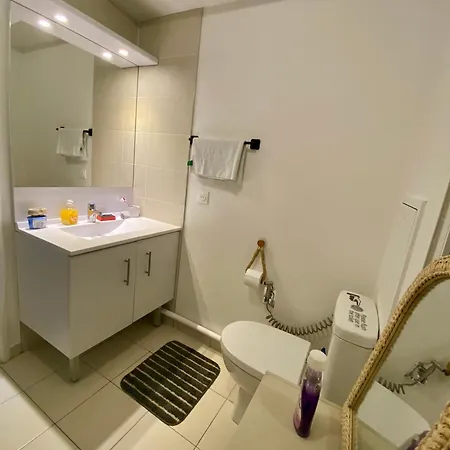Spacious & Stylish Flat Easy Access To Defense-paris * Рюэй-Мальмезон